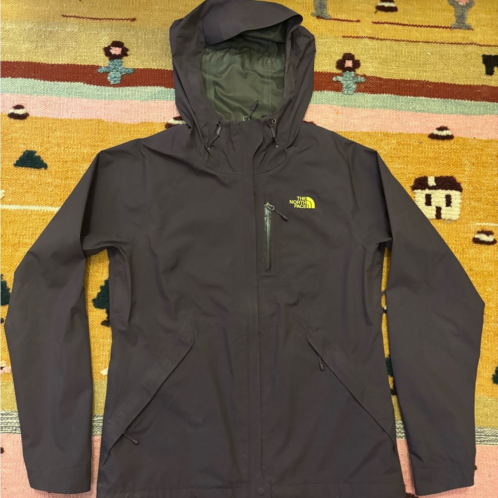 The North Face Women’s Dryzzle Jacket